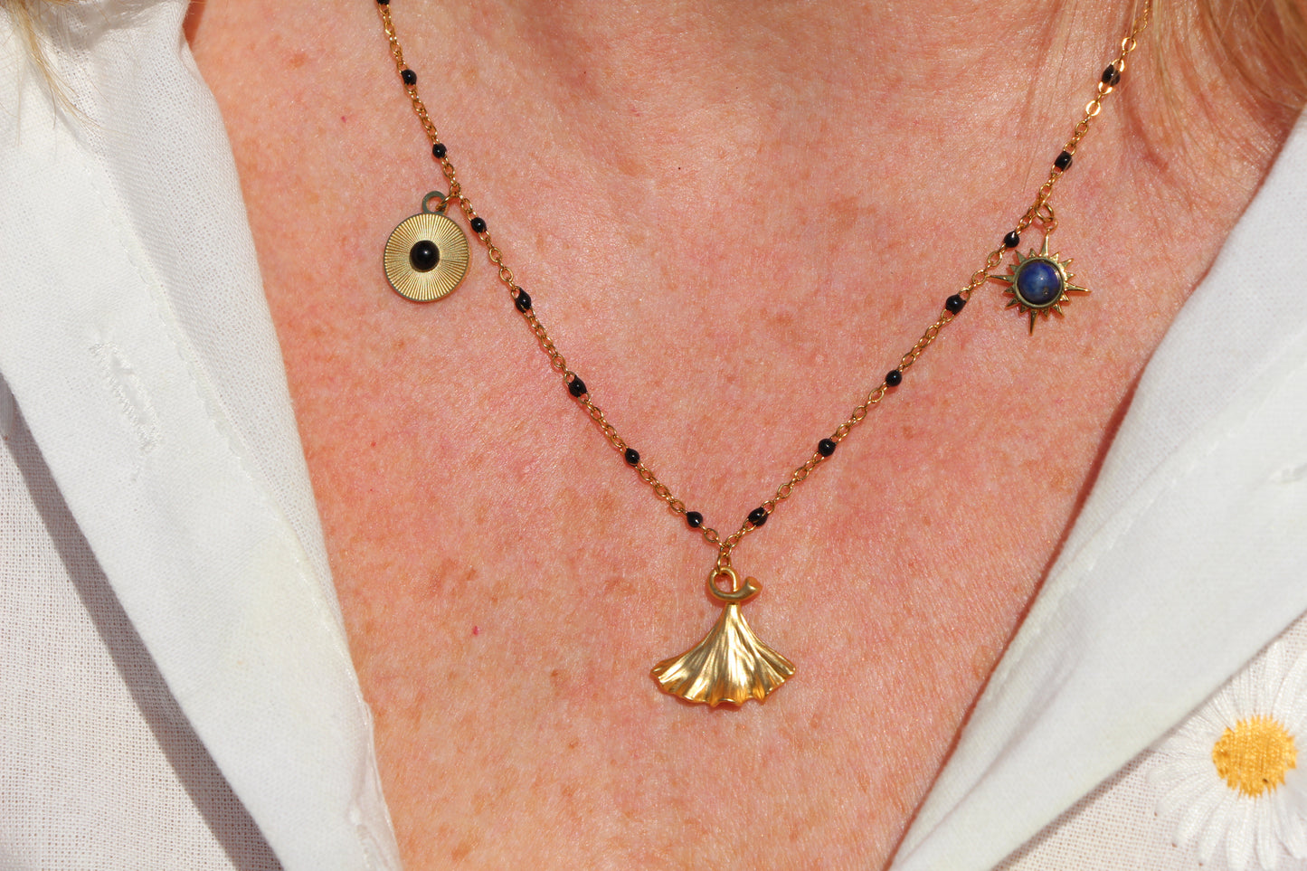 Collier gingko, oeil protecteur & astre bleu