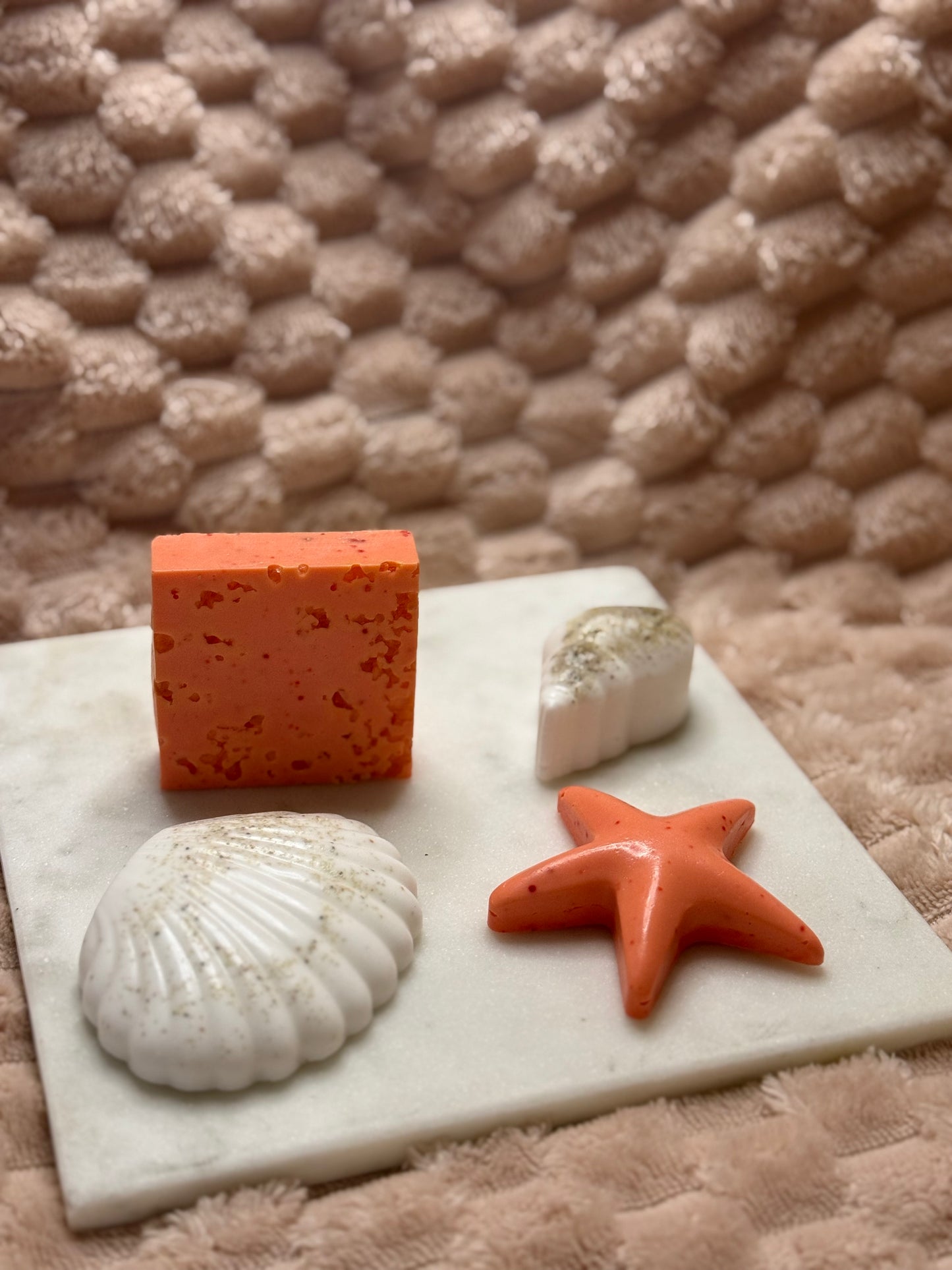 Savon mains artisanal aux huiles essentielles 🌿